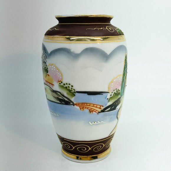Vintage Fine Porcelain Moriage Vase Hand Painted Layered Enamel Gold Trim Japan - Picture 10 of 16